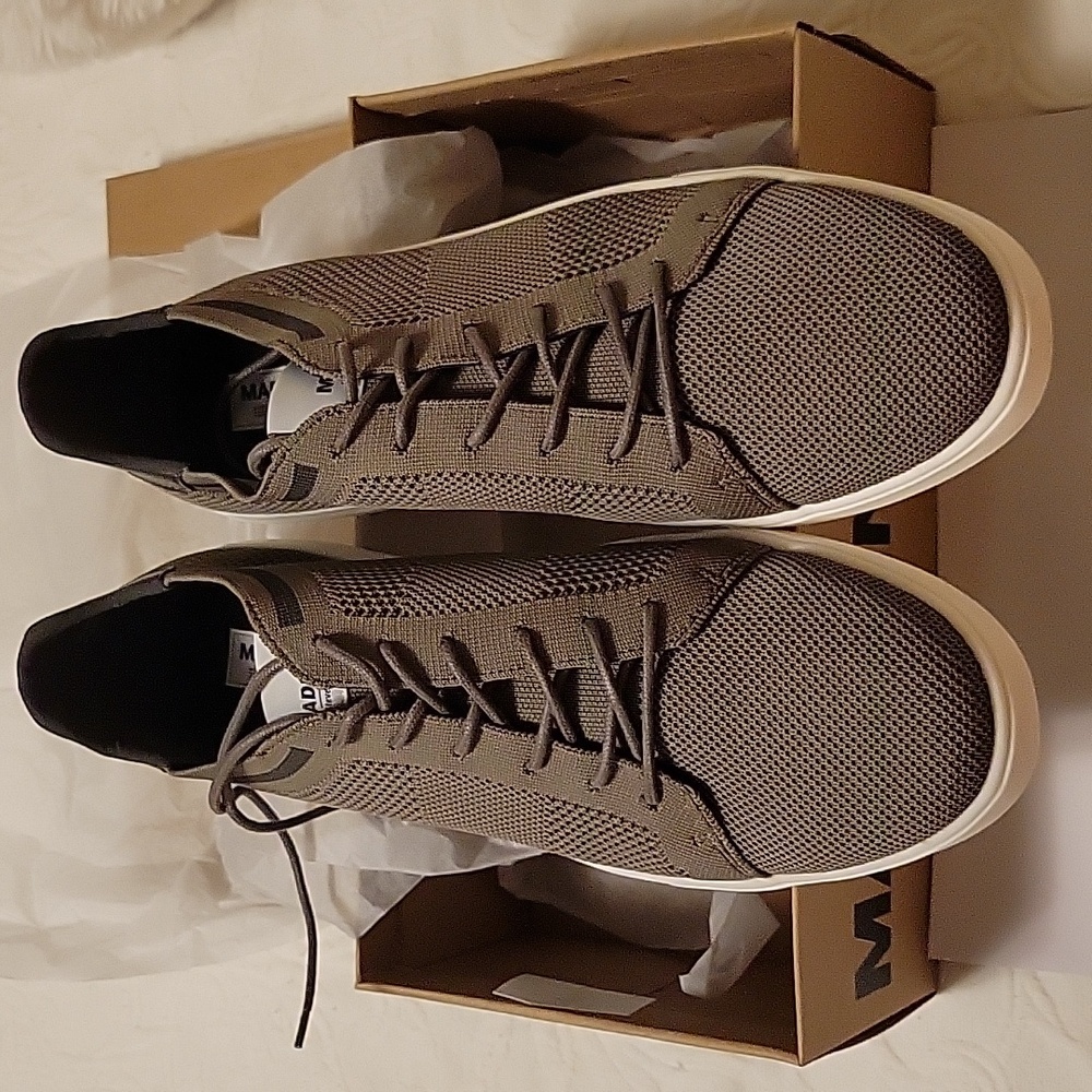 Steve Madden Knit Sneakers